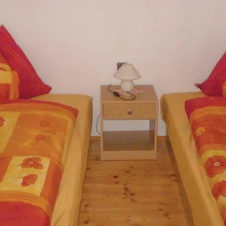Hébergement de vacances Three Bedroom Holiday In Tourov *